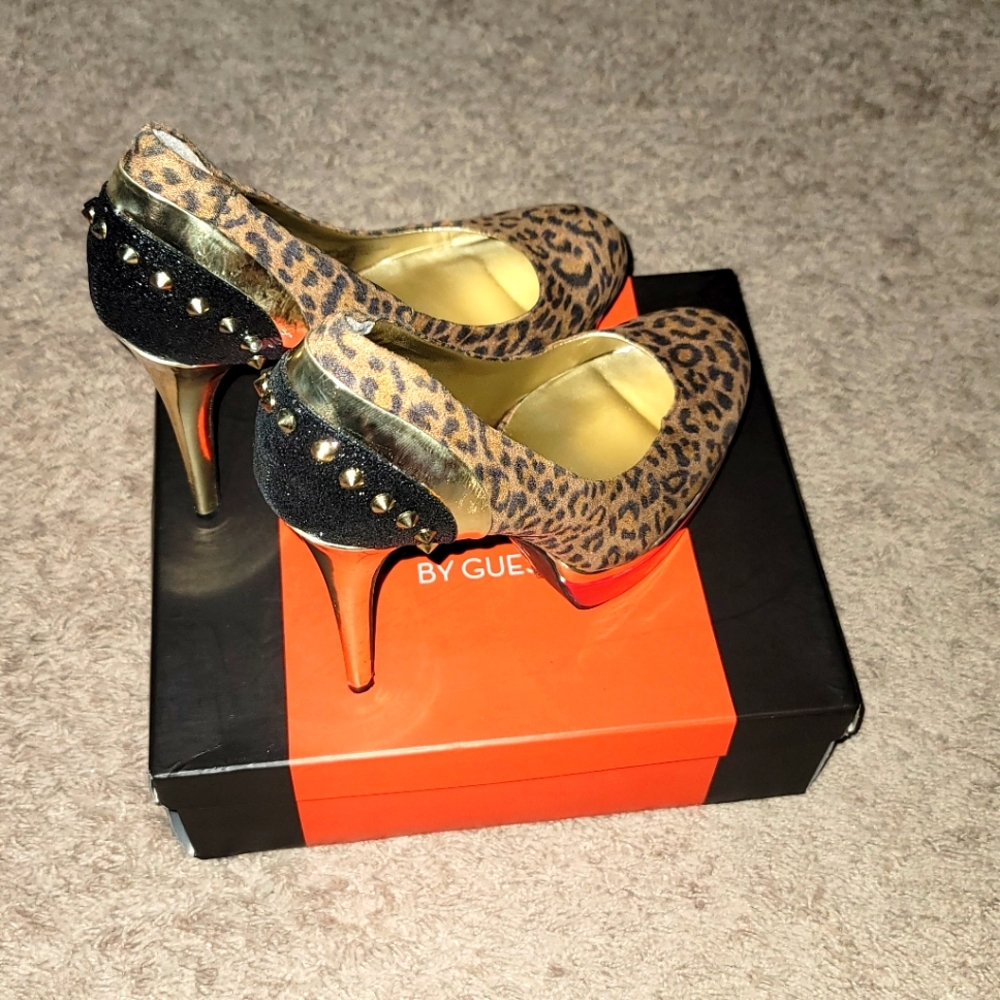 Multi Color Platforms